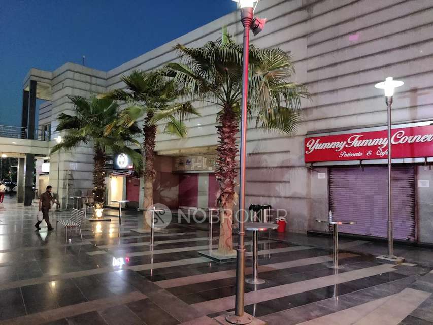 Shop in Sector 49, Gurgaon for Rent 