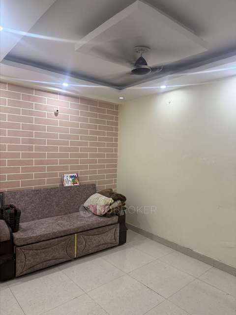 2 BHK Flat In Apartment For Sale  In Old Mustafabad,