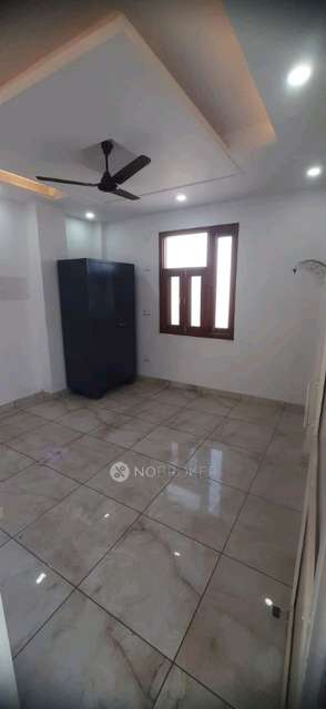 2 BHK House for Rent  In Janakpuri