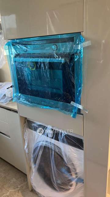 1 BHK Flat In Hiranandani Regent Hill For Sale  In Powai