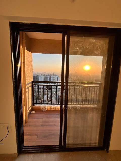 2 BHK Flat In Nb Towers, Spine Road for Rent  In Spine Road