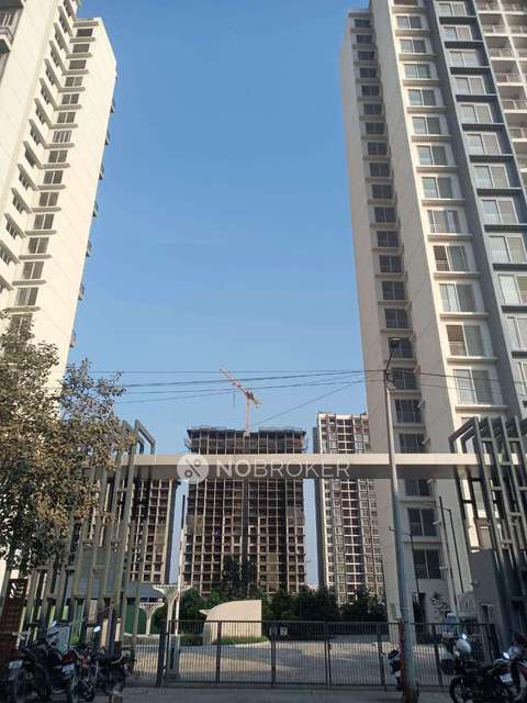2 BHK Flat In Godrej Park Greens for Rent  In Mamurdi