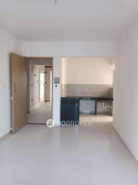 2 BHK Flat In Godrej Park Greens for Rent  In Mamurdi