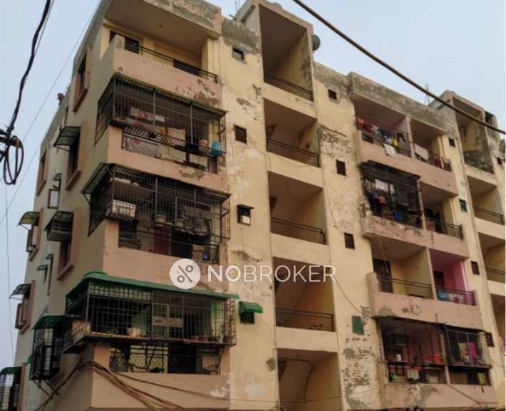 2 BHK Flat In Ali Apartment For Sale  In Okhla