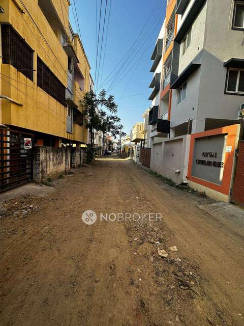 2 BHK Flat In Motherland Homes For Sale  In Pallikaranai