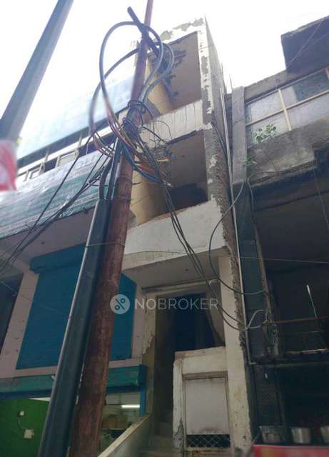 1 RK House for Lease  In Noida