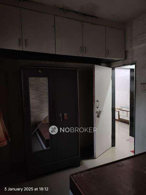 1 BHK Flat In Gee Bee Apartments For Sale  In Borivali West