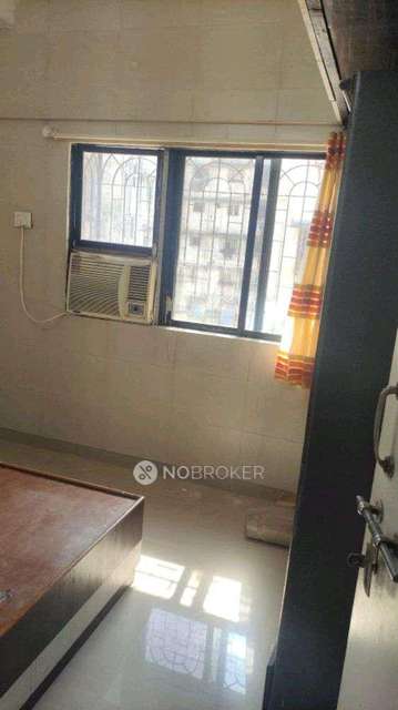 1 BHK Flat In Gee Bee Apartments For Sale  In Borivali West