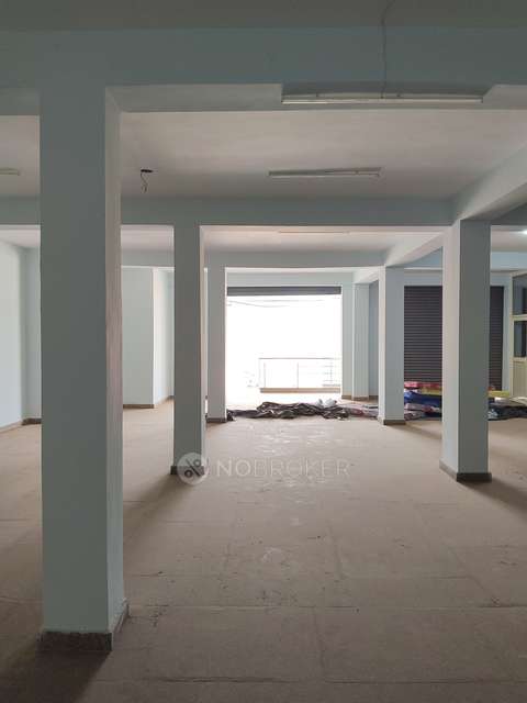 Showroom in Sector 72, Gurgaon for Rent 