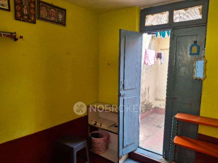 1 RK House for Rent  In Mgk Murthy Layout Road