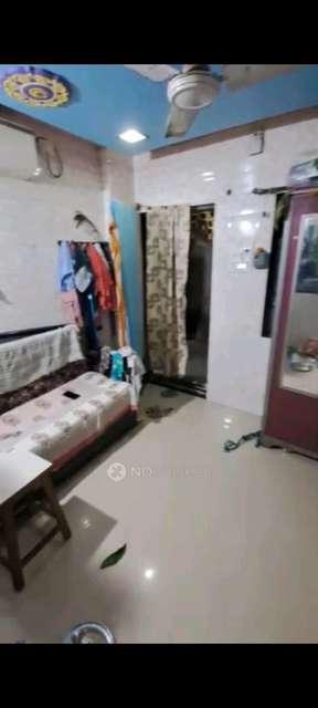 1 BHK Flat In Takshashila Khar West  For Sale  In 13th, Khar West