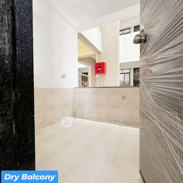 2 BHK Flat In Pietra Lake Castle for Rent  In Crmr+7jh, Pune, Maharashtra 411046, India