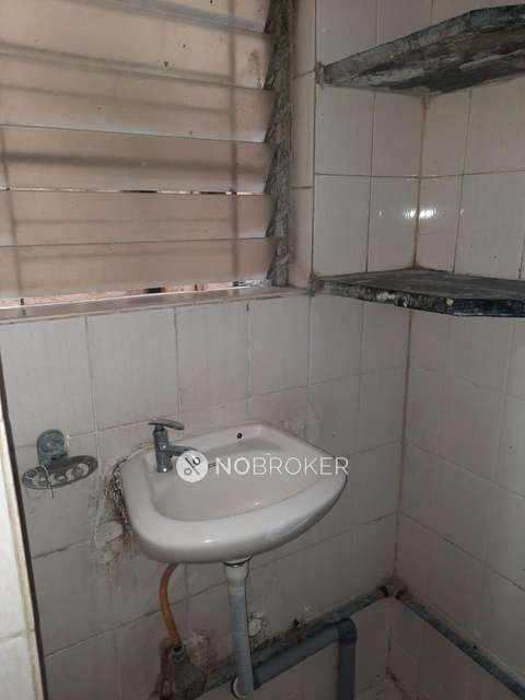 1 RK Flat In Sundeep Chs, Santacruz East For Sale  In Santacruz East