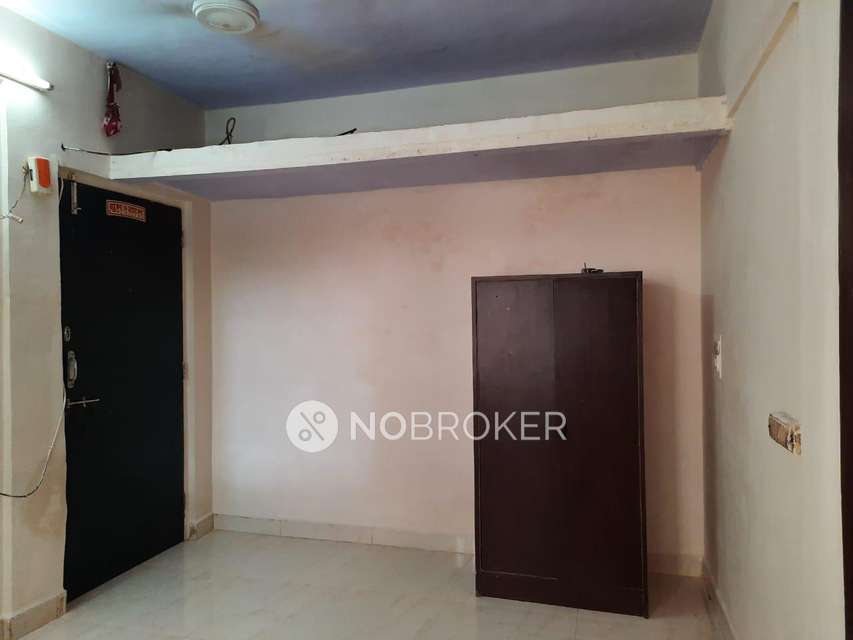 1 RK Flat In Sundeep Chs, Santacruz East For Sale  In Santacruz East