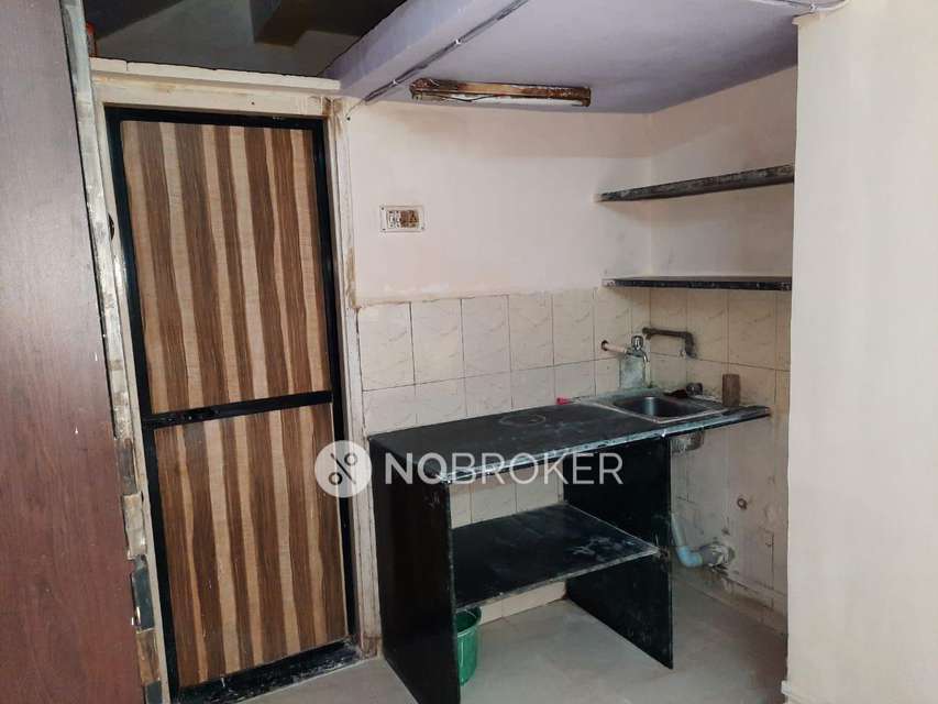 1 RK Flat In Sundeep Chs, Santacruz East For Sale  In Santacruz East