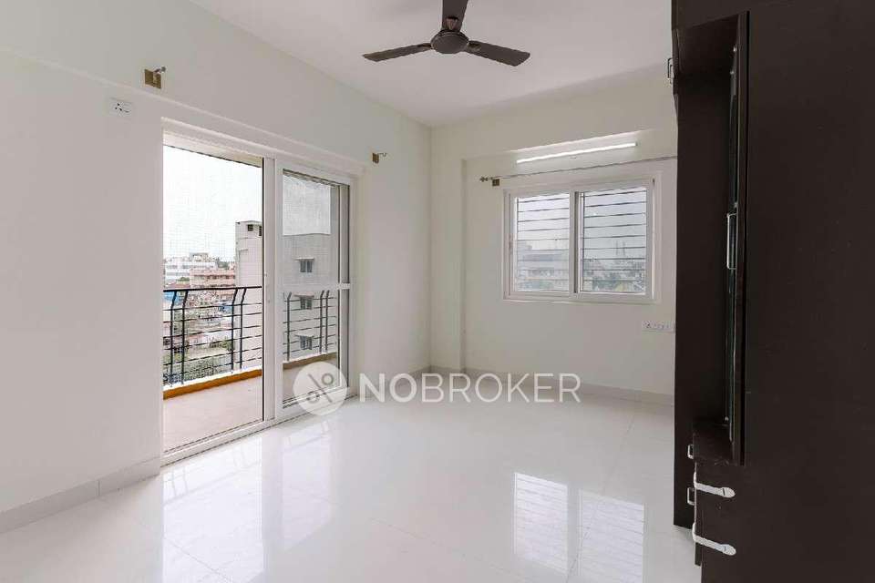 3 BHK Flat In Canduer Land Mark  For Sale  In Sarjapur