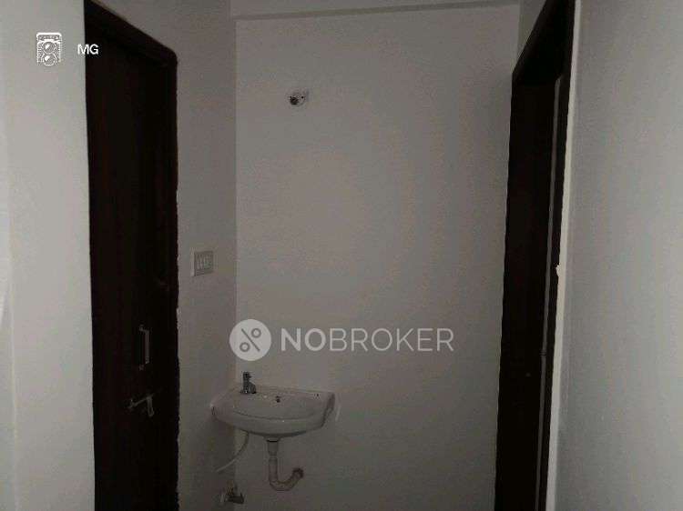 2 BHK Flat In Kingsway Ghorpadi Tower F for Rent  In Kingsway Tower F