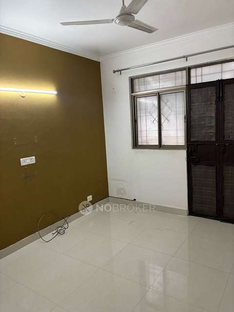 2 BHK Flat In Suncity Essel Towers For Sale  In Sushant Lok
