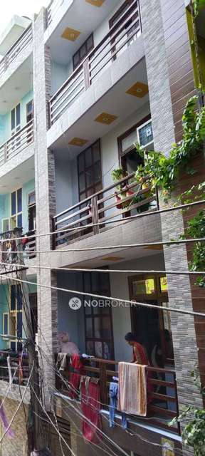 1 BHK Flat In Standlone Building for Rent  In Ashok Vihar 