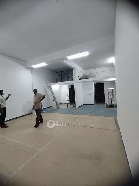 Shop in Lower Parel West, Mumbai for Rent 