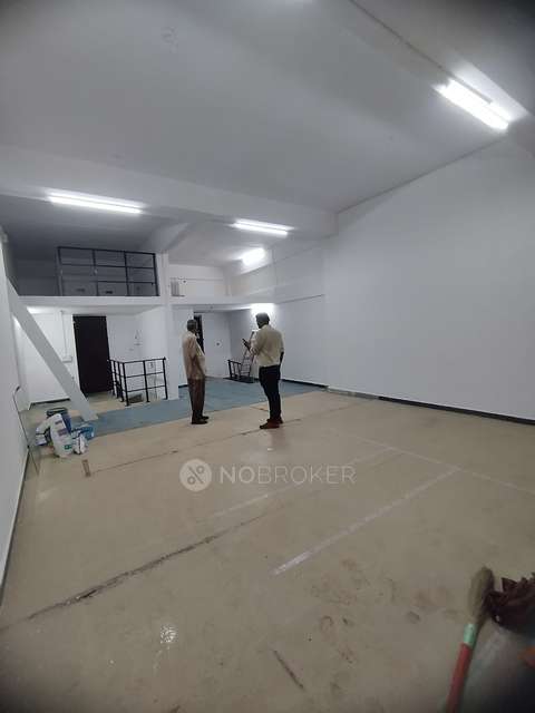 Shop in Lower Parel West, Mumbai for Rent