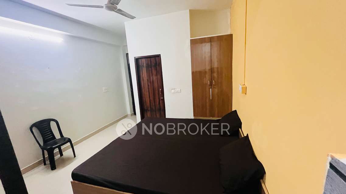 PG for Anyone in Noble Enclave Rd