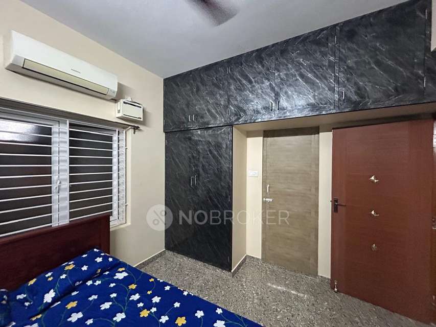 2 BHK Flat In Own for Rent  In Labour Well St