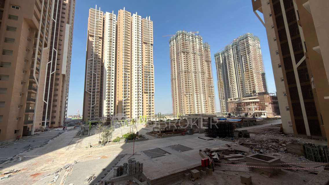 2 BHK Flat In Rajapushpa Imperia For Sale  In Tellapur