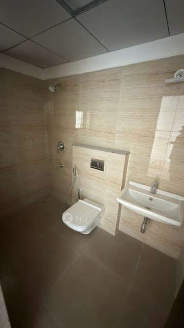 2 BHK Flat In Rajapushpa Imperia For Sale  In Tellapur