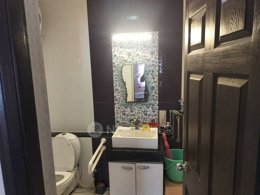 4 BHK Flat In Banyan Tree Apartments For Sale  In Banyan Tree Apartments