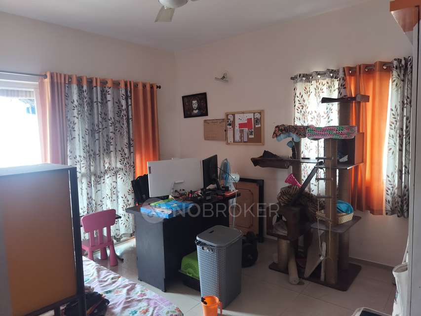 4 BHK Flat In Banyan Tree Apartments For Sale  In Banyan Tree Apartments