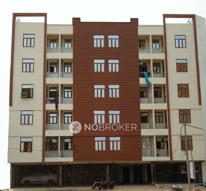 Shared Room for Male In 2 BHK  In Green Hights In Shahberi