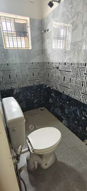 2 BHK Flat In Aarudhra Flats For Sale  In Madambakkam