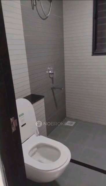 2 BHK Flat In Mantra Mirari for Rent  In Mundhwa