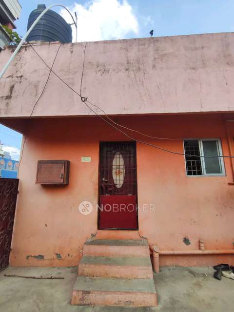 1 BHK Flat In Compound Property for Rent  In Indrani Nagar Main Road