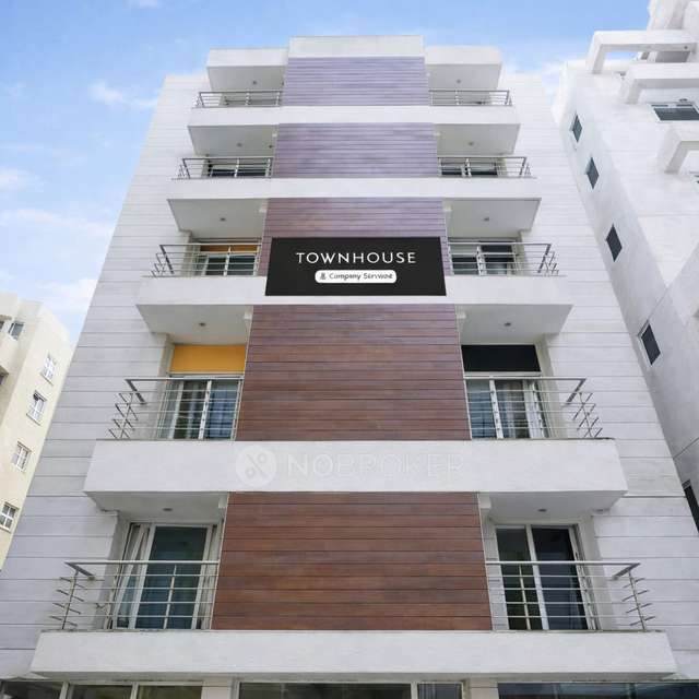 PG for Anyone in Co Liveing Pg @townhouse L