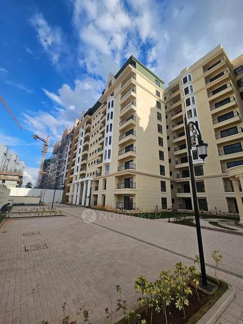 Single Room for Female In 3 BHK  In Shobha Victorica Park Kalsanhalli  In Sobha Victoria Park