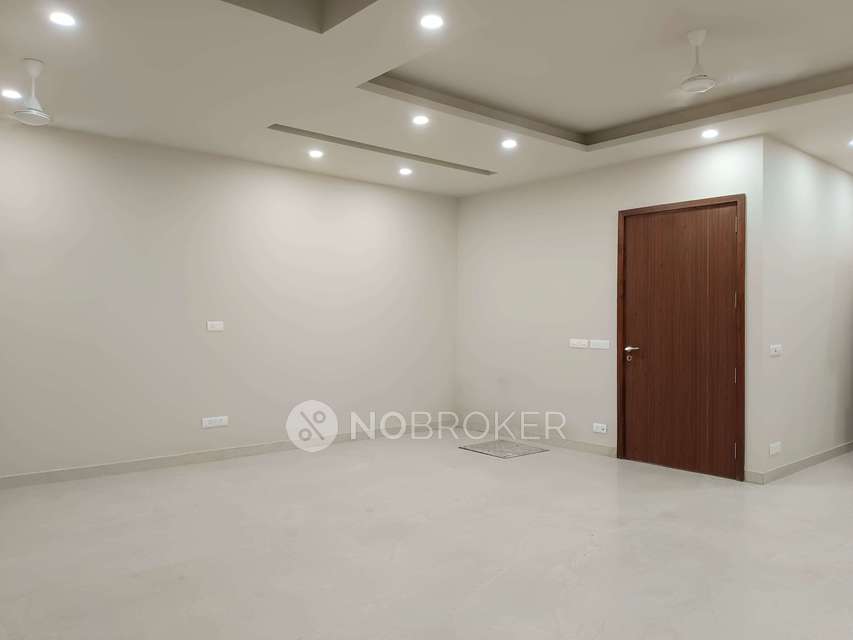Commercial Property in Greater Kailash I, Delhi for Rent 