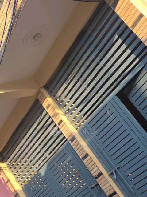 PG for Girls in Wazirabad