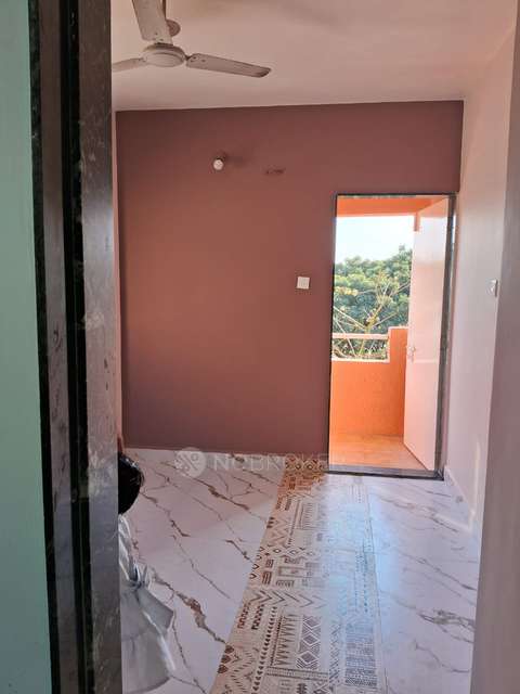 2 BHK Flat In Lilly for Rent  In Surya Kiran Society