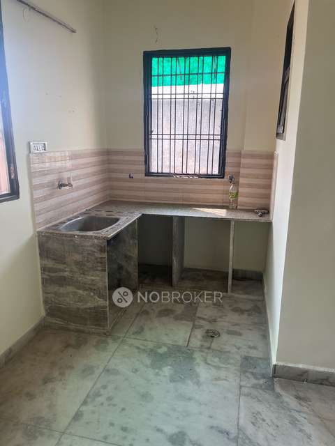 1 BHK House for Rent  In Sector 45