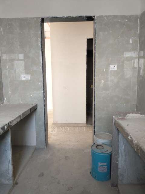 2 BHK Flat In Ashwin Sheth 72 West For Sale  In Andheri West 