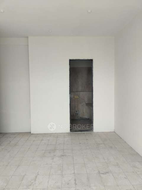 2 BHK Flat In Ashwin Sheth 72 West For Sale  In Andheri West 