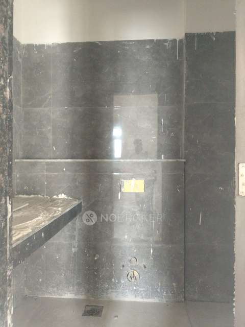 2 BHK Flat In Ashwin Sheth 72 West For Sale  In Andheri West 
