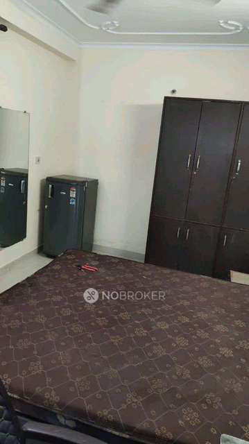 1 RK House for Rent  In Sushant Lok Phase I, Sector 43