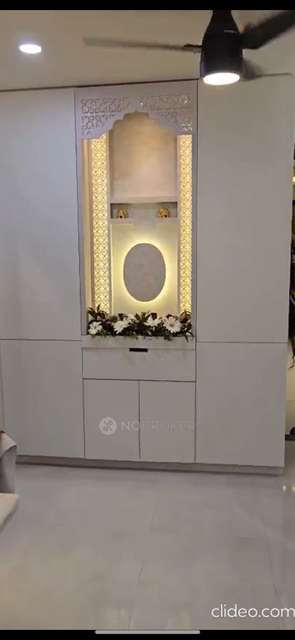 2 BHK Flat In Vaibhavlaxmi Address 51, Bandra East For Sale  In Bandra East