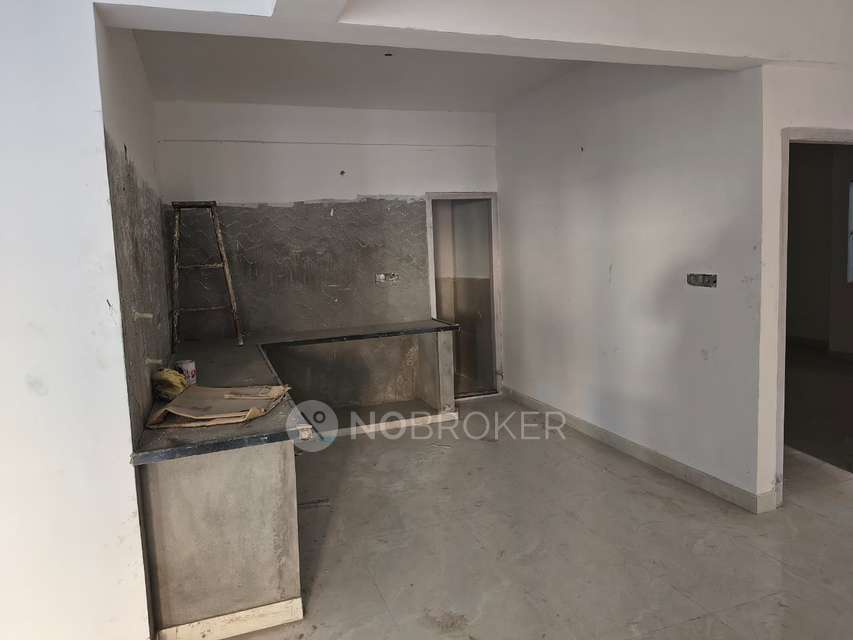 3 BHK Flat In Sai Srinika For Sale  In 31st Cross Road