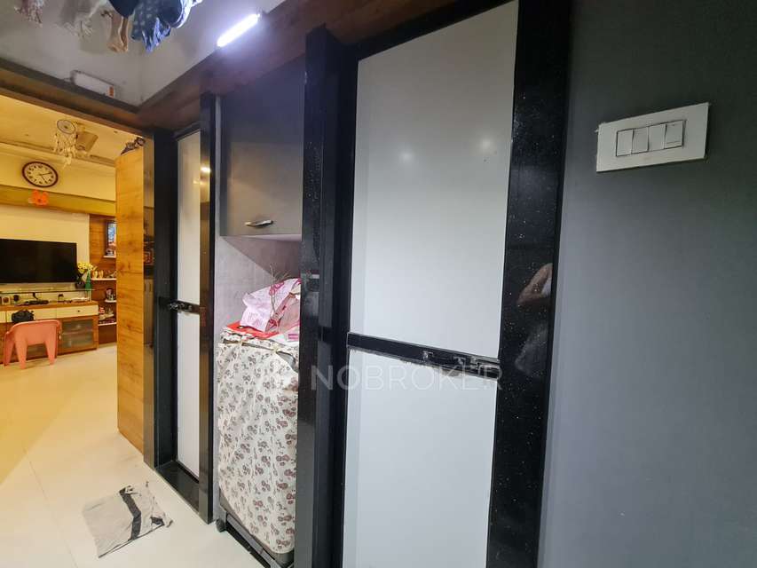 1 RK Flat In Shree Vighnaharta Co. Op. Hsg. Society For Sale  In Thane West