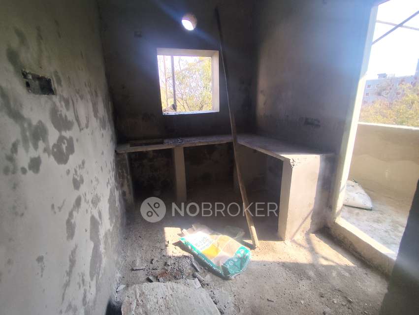 2 BHK Flat In Brickcem Arckadia  For Sale  In Kismatpur