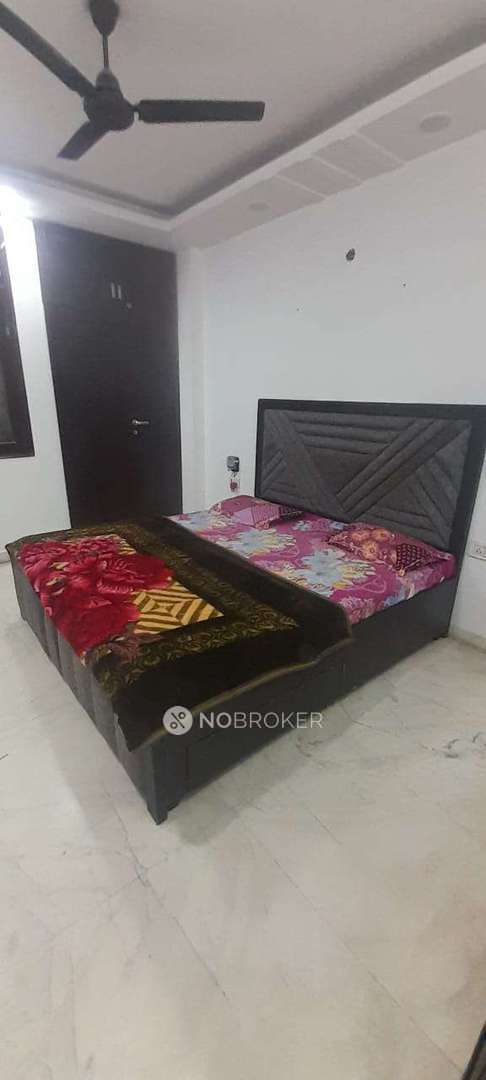 PG for Girls in Ramesh Nagar